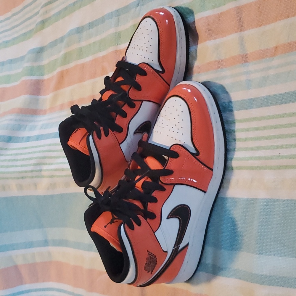 Jordan 1 Mid Boys 4y Turf Orange